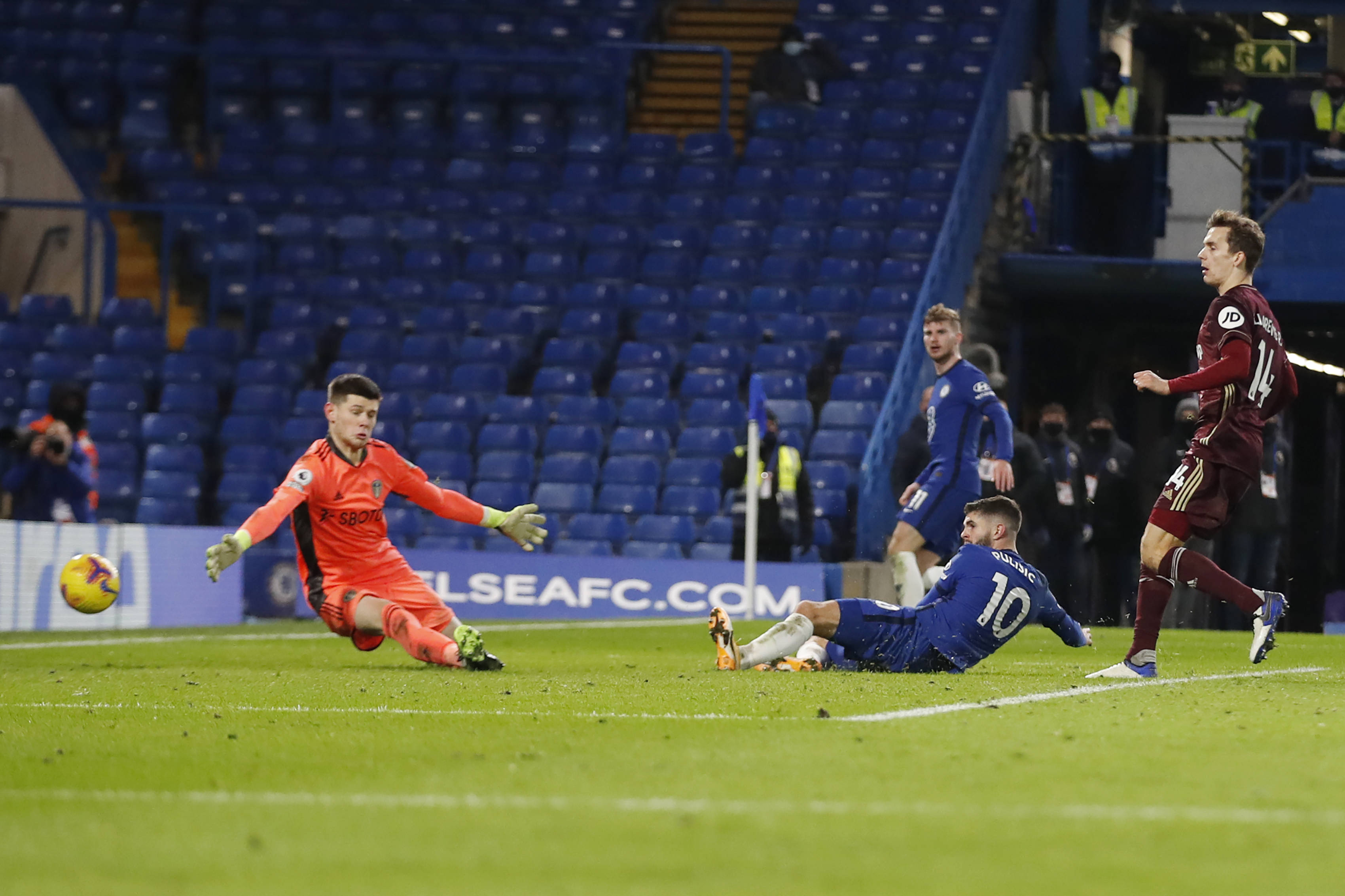 而後防也屢 而後防也屢